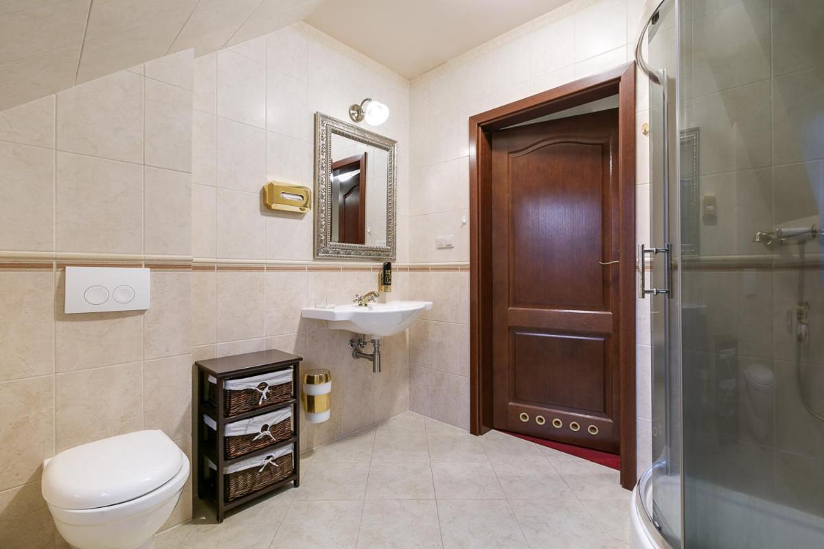 Hotel Stary Zdroj Swieradow-Zdroj Ngoại thất bức ảnh
