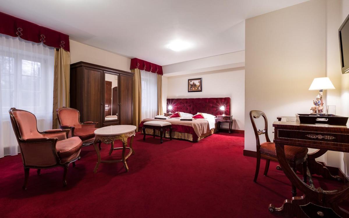 Hotel Stary Zdroj Swieradow-Zdroj Ngoại thất bức ảnh